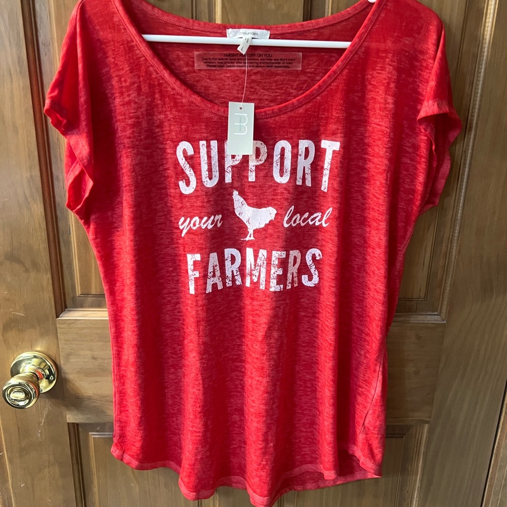NWT Maurice’s shirt-support your local farmers